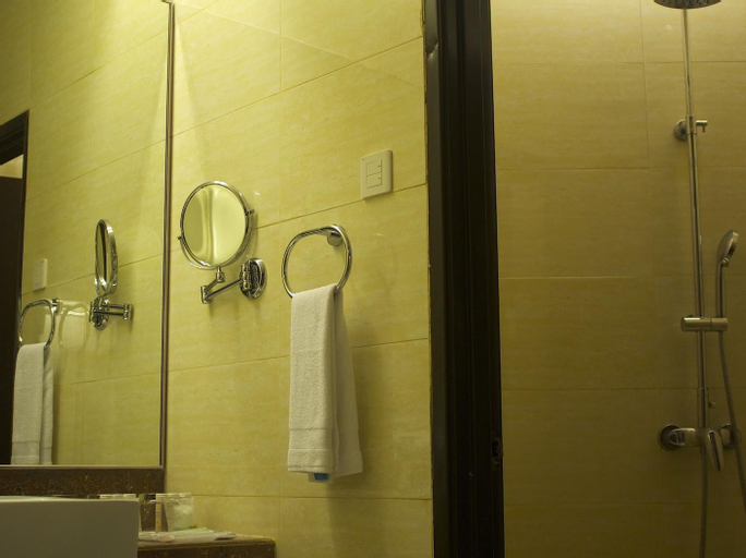 Bathroom 6