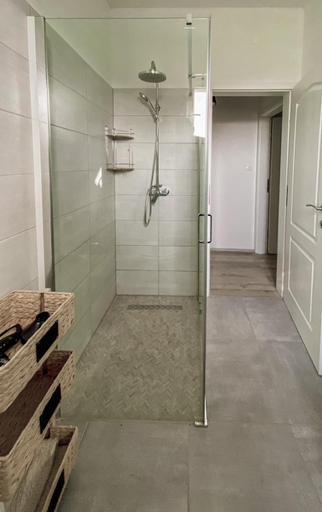 Bathroom 3, Apartments Happy, Sukošan