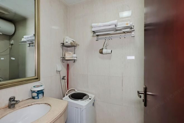 Bathroom 4, Aiqinghai apartment, Guangzhou