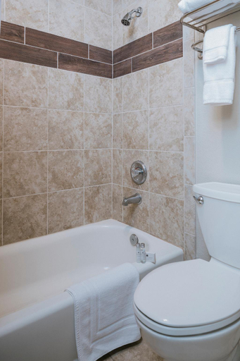 Bathroom 29