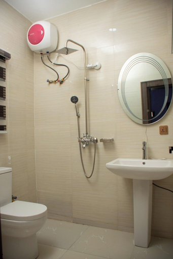 Bathroom 3, LINTOC HOTEL & SUITES LTD, Enugu North