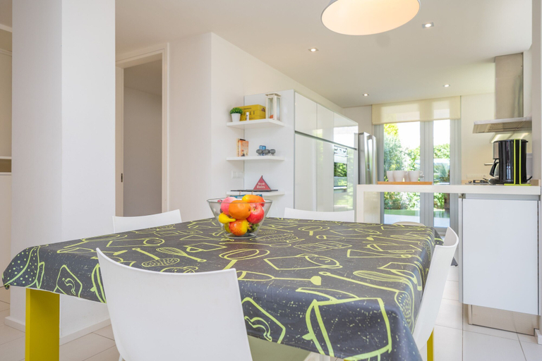Room 2, Tarida in Mallorca With 2 Bedrooms and 1 Bathrooms, Baleares