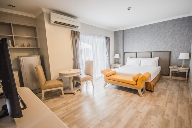 Bedroom 12