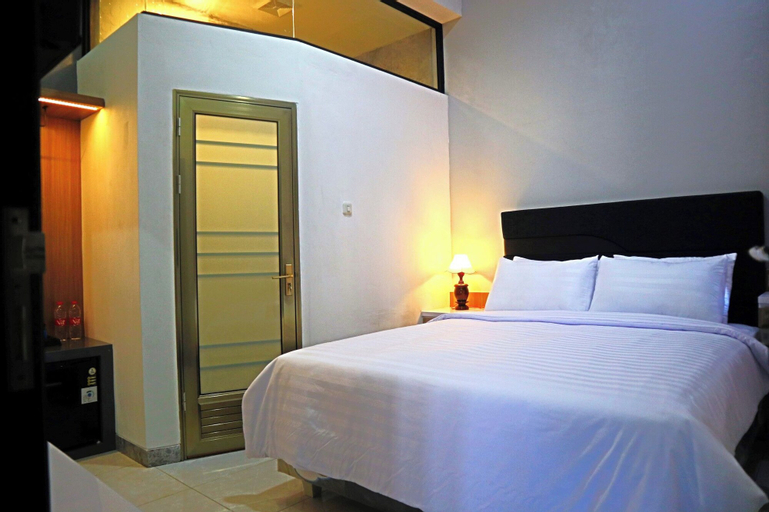 Bedroom 14