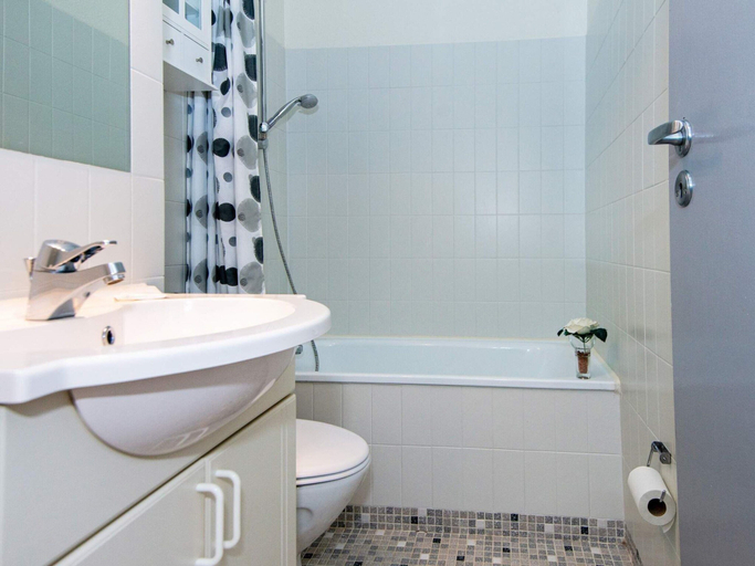 Bathroom 3, 4 Person Holiday Park Home in Glesborg, Norddjurs