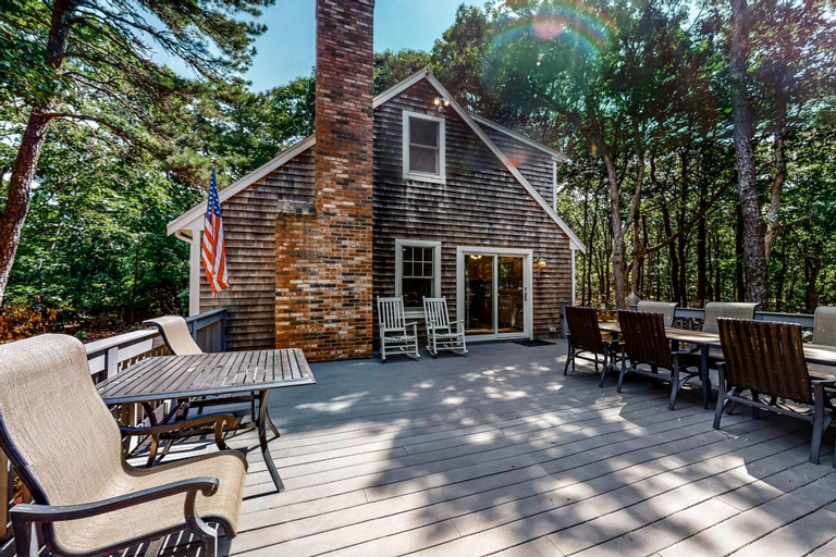 Lighthouse Lodge, Barnstable