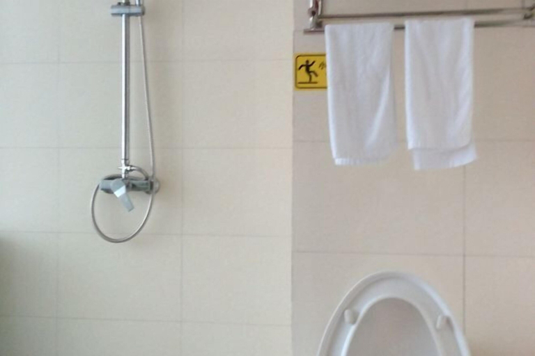Bathroom 3, Hengdian Jinwo Hotel, Jinhua