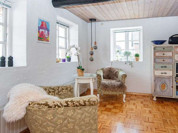 Living area 5, 8 Person Holiday Home in Hojer, Tønder