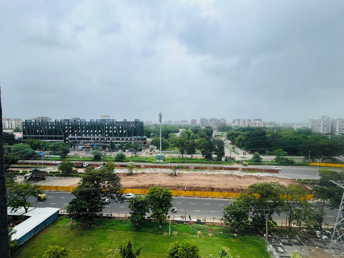 Others 5, Hotel Royal Empire, Gandhinagar