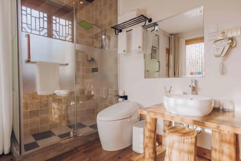 Bathroom 3, Jushe village Meisu Inn, Huzhou