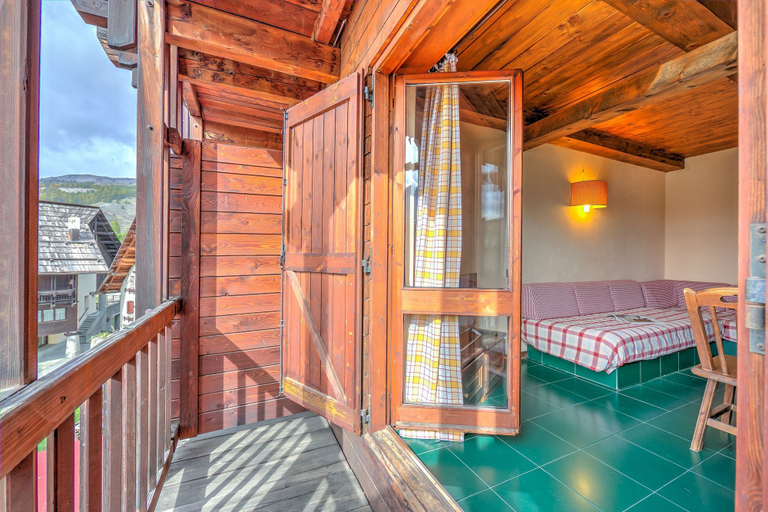 Room 4, Grange Hike Ski - 28D Sestriere, Torino