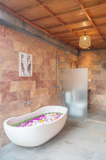 Bathroom 4, The Patra Villa, Gianyar