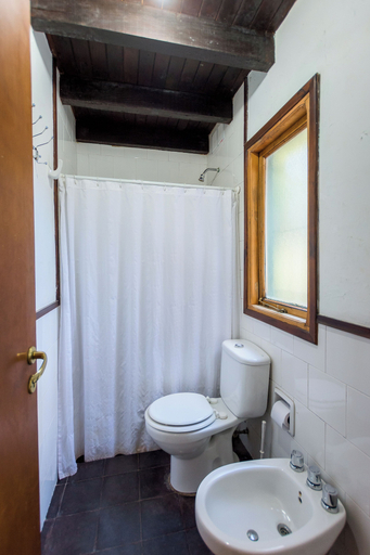 Bathroom 3, Hostel La Angostura, Los Lagos