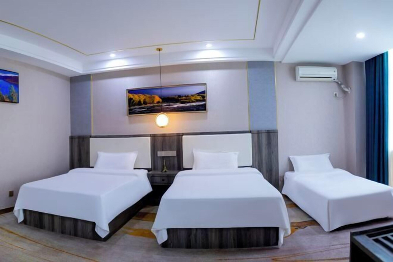 Bedroom 2, Dushanzi Hotel, Karamay