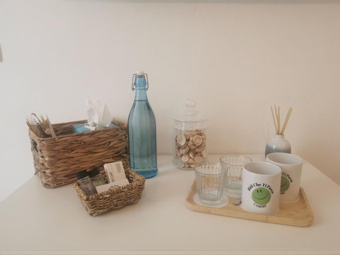 Food & Drinks 4, AZZURRA Ridi Che Ti Passa, Savona