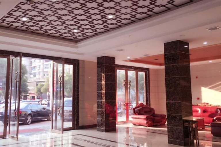 Others 3, The Wall Street Holiday Hotel, Yichun