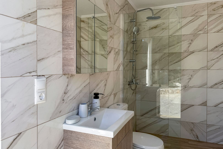 Bathroom 4, Villa Adam, Crete