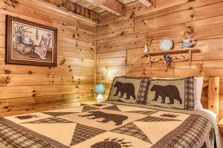 Bedroom 2, ER256 - Smoky Mountain Top cabin, Sevier