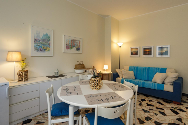 Others 5, Casa Amica, Genova