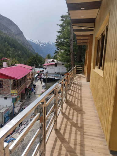 Others 4, Hotel Shwetambara, Uttarkashi