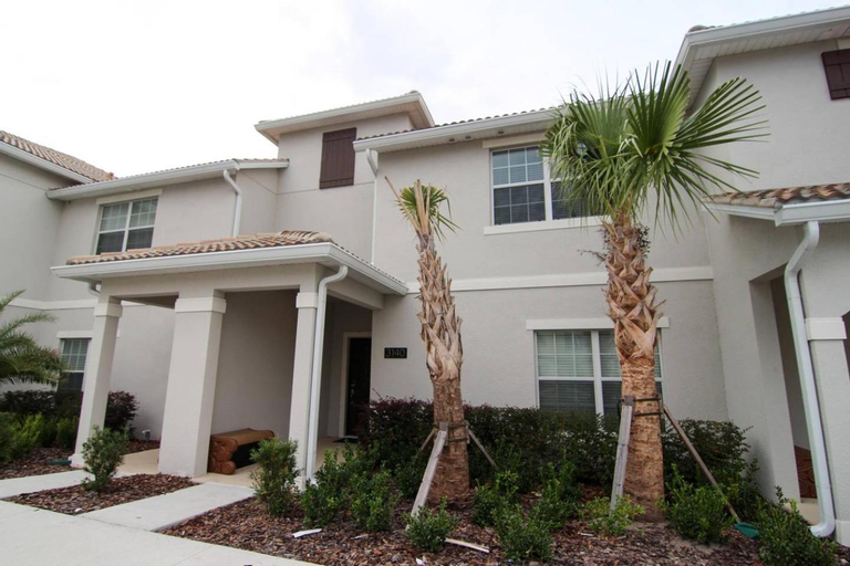 A - New 4 Bedroom Home - 5 Miles to Disney - Free Water Park - Private Pool, Osceola