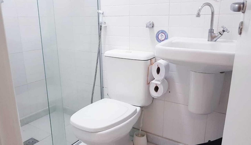 Bathroom 3, Marina dos Anjos Pousada, Arraial do Cabo