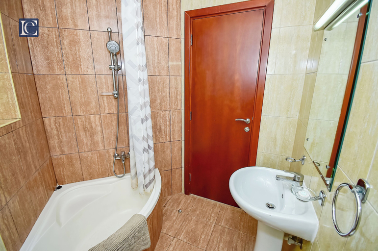Bathroom 4, DNL AMAZING DEAL Cozy studio in JLT, Dubai