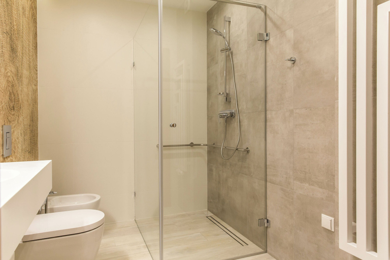 Bathroom 5, Royal Hill Residence, Tatra
