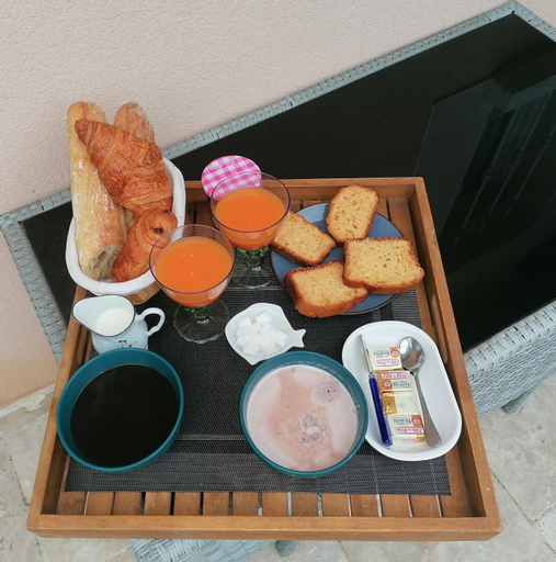 Food & Drinks, Charmant logis neuf equipe/Piscine/SPA/Sauna/Gym, Isère