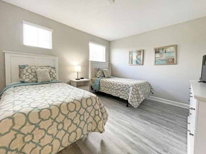 Bedroom 2, Bamboo Palm home, Osceola
