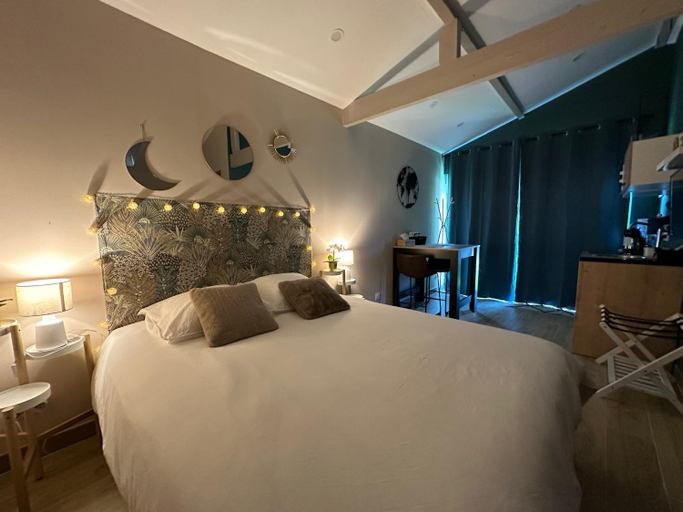 2, Laloveroom, Alpes-de-Haute-Provence