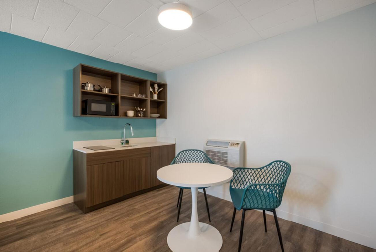 Dining Room 2