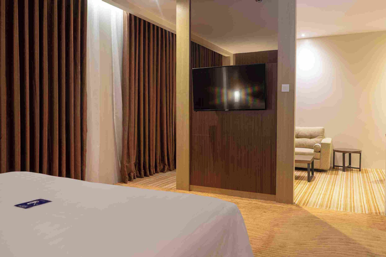 Bedroom 28