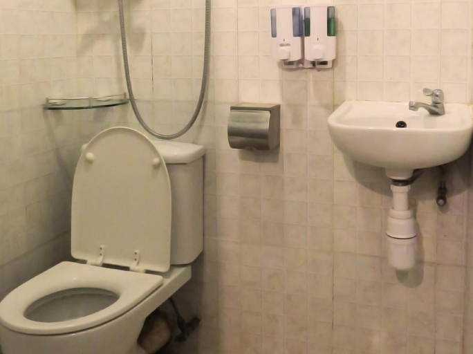 Bathroom 1