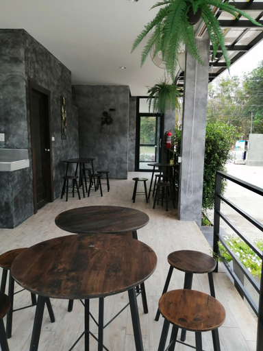 Others 5, Adjacent to Phu Villa, Sang Khom