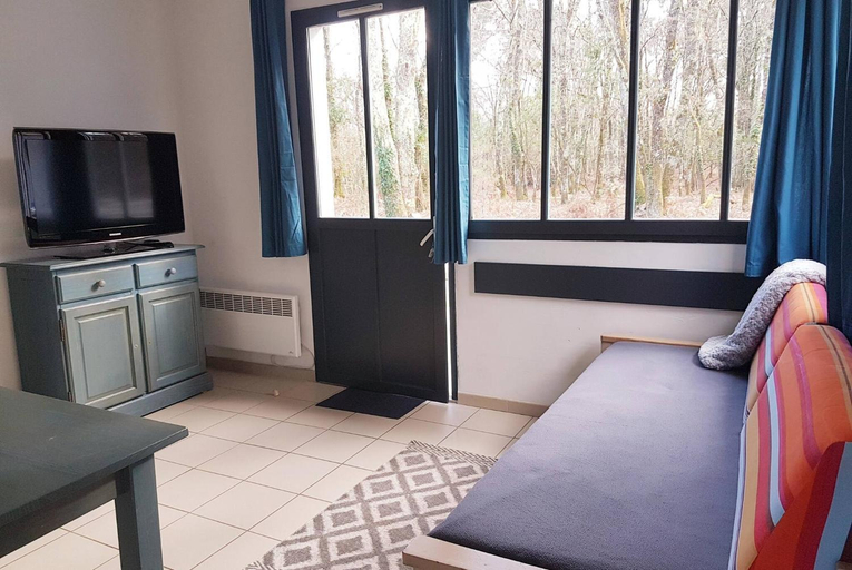 Others 5, maisonnette 6 pers dans residence avec piscine, Gironde