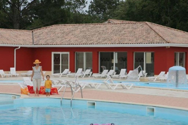 Sport & Beauty 2, maisonnette 6 pers dans residence avec piscine, Gironde