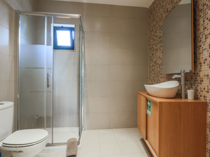Bathroom 4, V3, Villa Jardins Branqueira6 near Beach, Albufeira, Albufeira