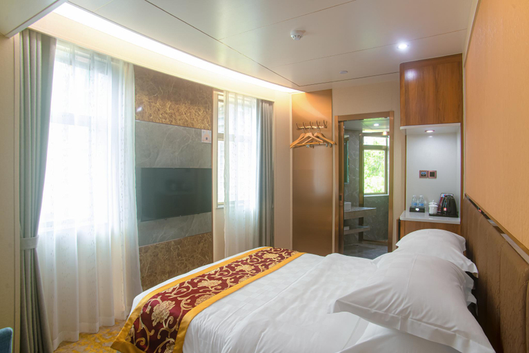 Bedroom 8
