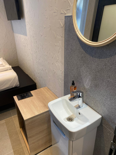Bathroom 2, VILLA BASAMAK, Sarajevo
