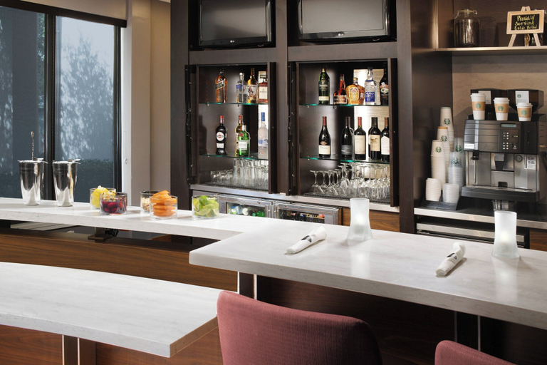 Food & Drinks 5, Courtyard Dallas Las Colinas, Irving