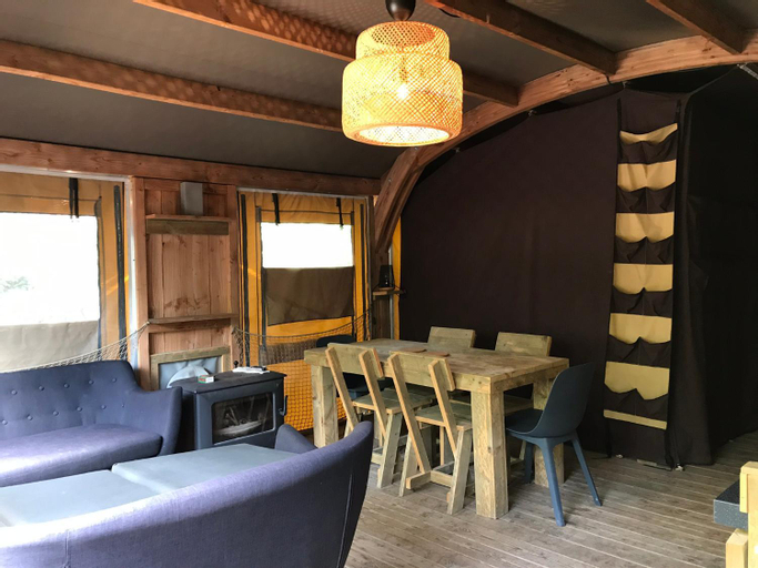 Dining Room 6