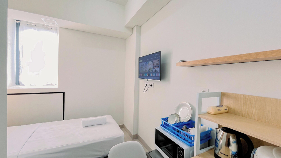Bedroom 3, Fancy And Nice Studio (No Kitchen) Apartment Bandaraya - Tallasa City Makassar, Makassar