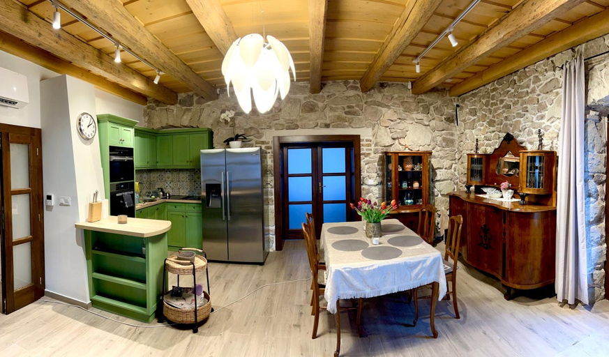 Others 3, Kiss-Henezi Guest House Mad Tokaj, Szerencs