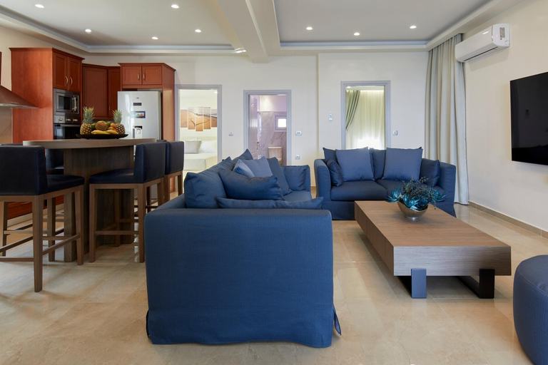 Shared lounge/TV area 3, Soultouch Beachfront Villa, South Aegean