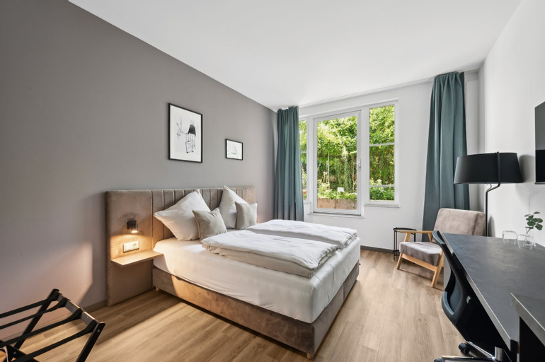 Bedroom 16