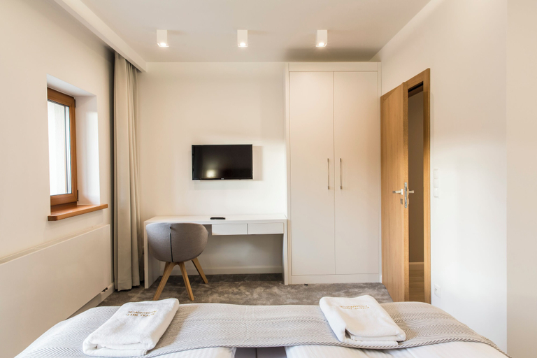 Bedroom 4, Royal Hill Residence, Tatra