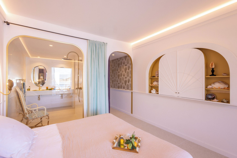 Bedroom 4, Château de Théoule Hôtel & Spa, Alpes-Maritimes