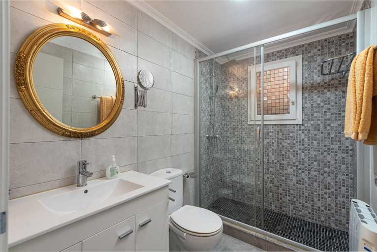 Bathroom, Apartment Scandi - Alcudia, Baleares