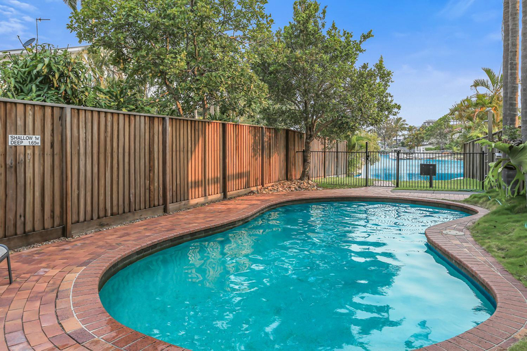 Sport & Beauty, Riverside location, Noosa Sound, Noosa - Noosa-Noosaville